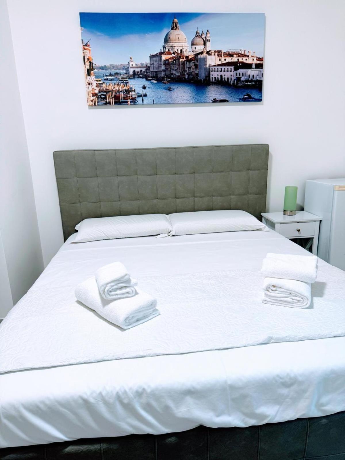Apartments เมสเตร ภายนอก รูปภาพ